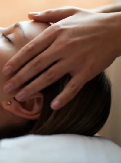 【口コミ・評判】整体・美容・リハビリまで対応|竹川誠二の出張マッサージが選ばれる3つの理由