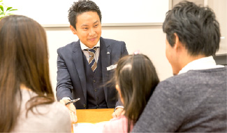 保険コンパスの評判・口コミは?特徴やメリット・デメリット、無料相談の流れを解説
